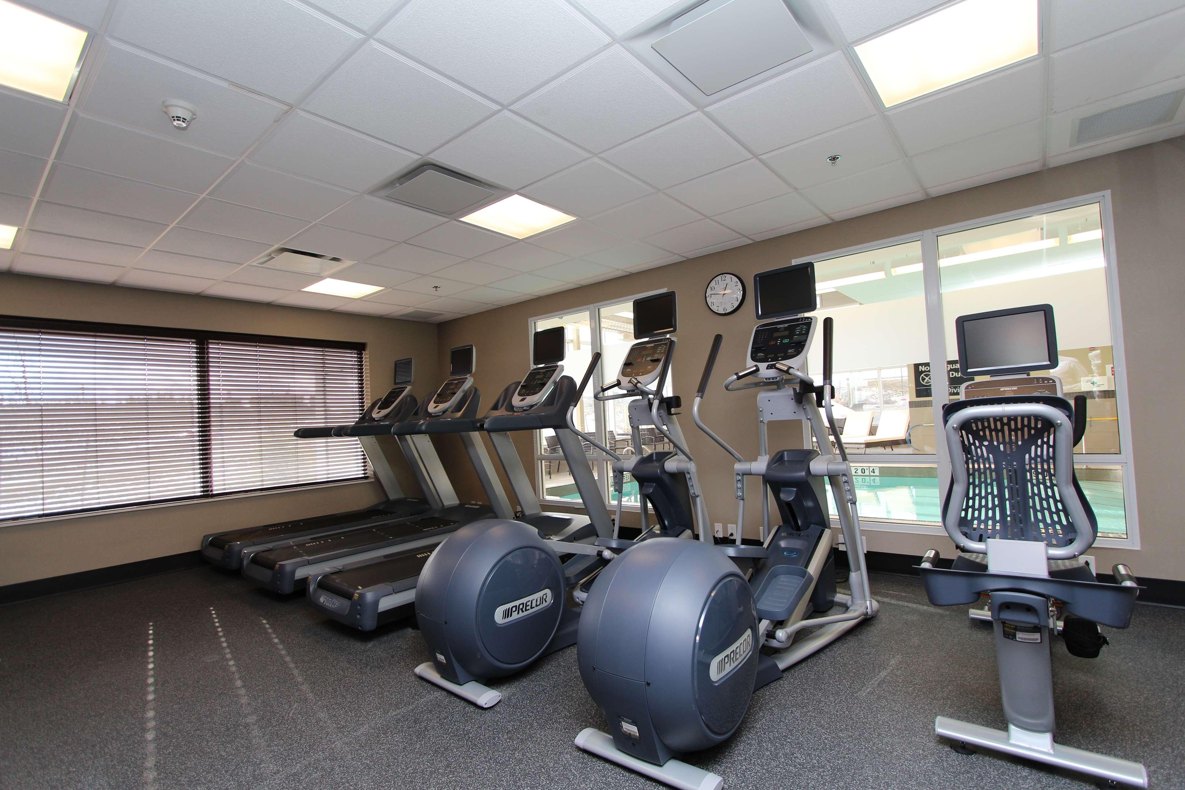 Hampton Inn & Suites By Hilton St. John'S Airport Exteriör bild
